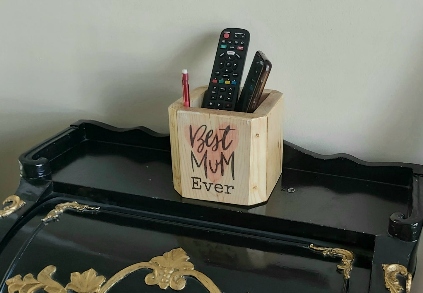 Storage box holder