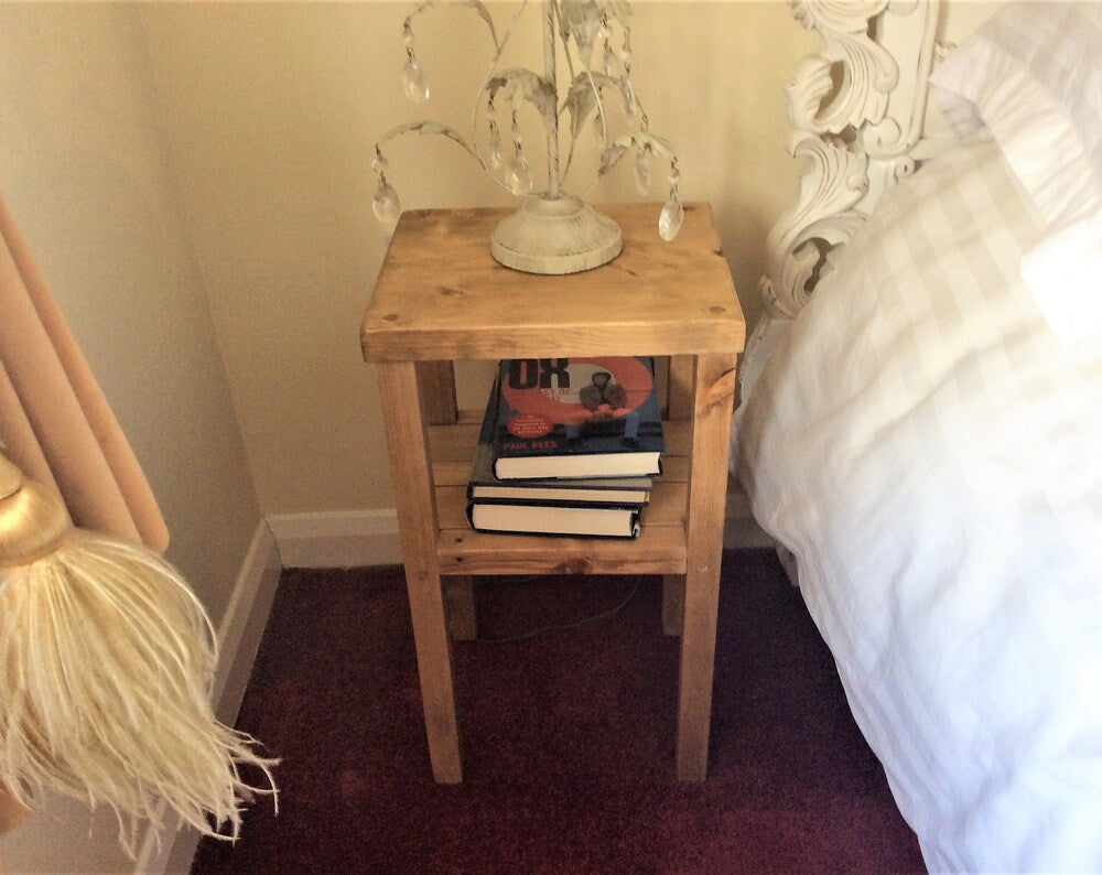 CAUNTON Compact Rustic Bedside Table