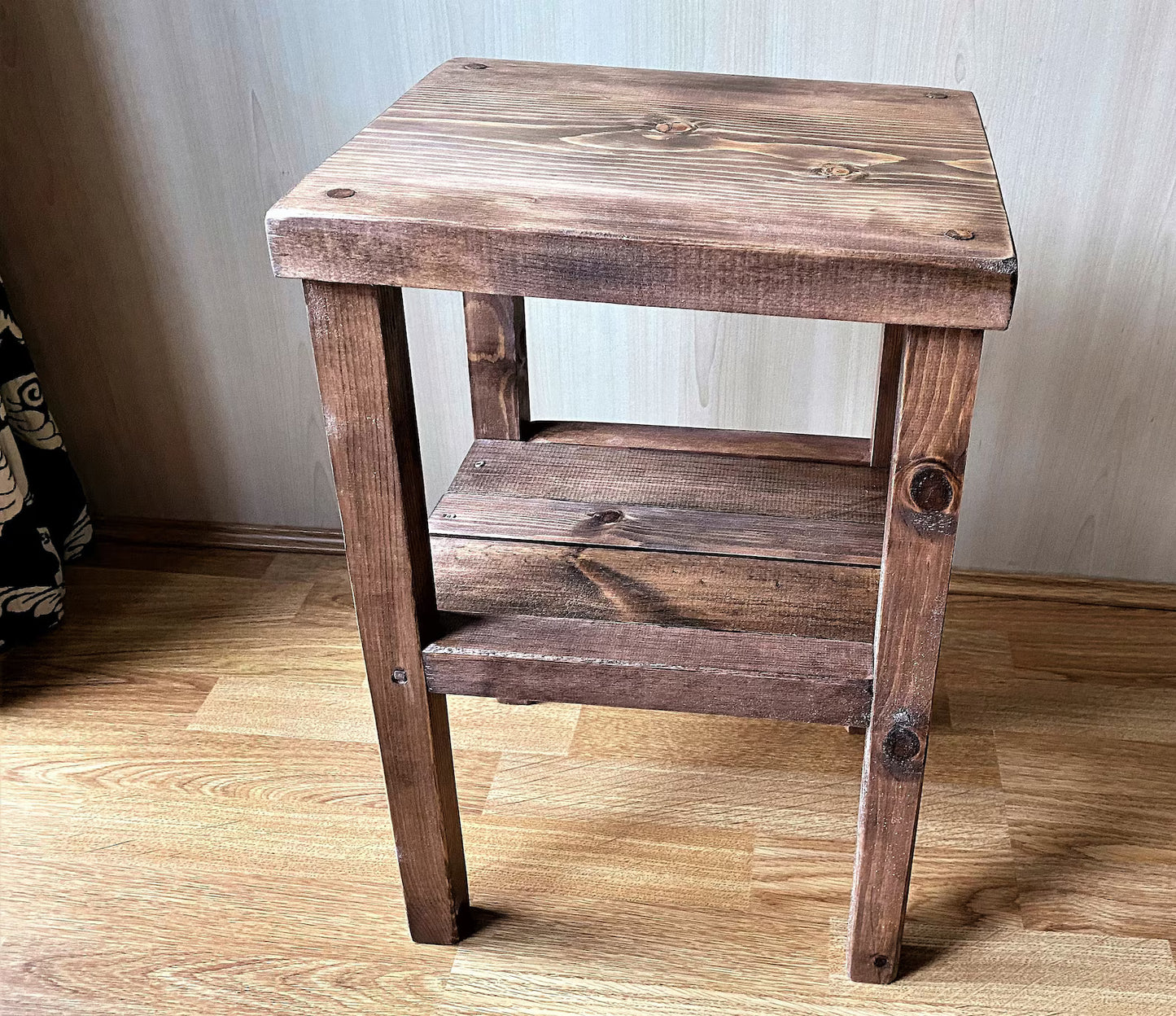 CAUNTON Compact Rustic Bedside Table