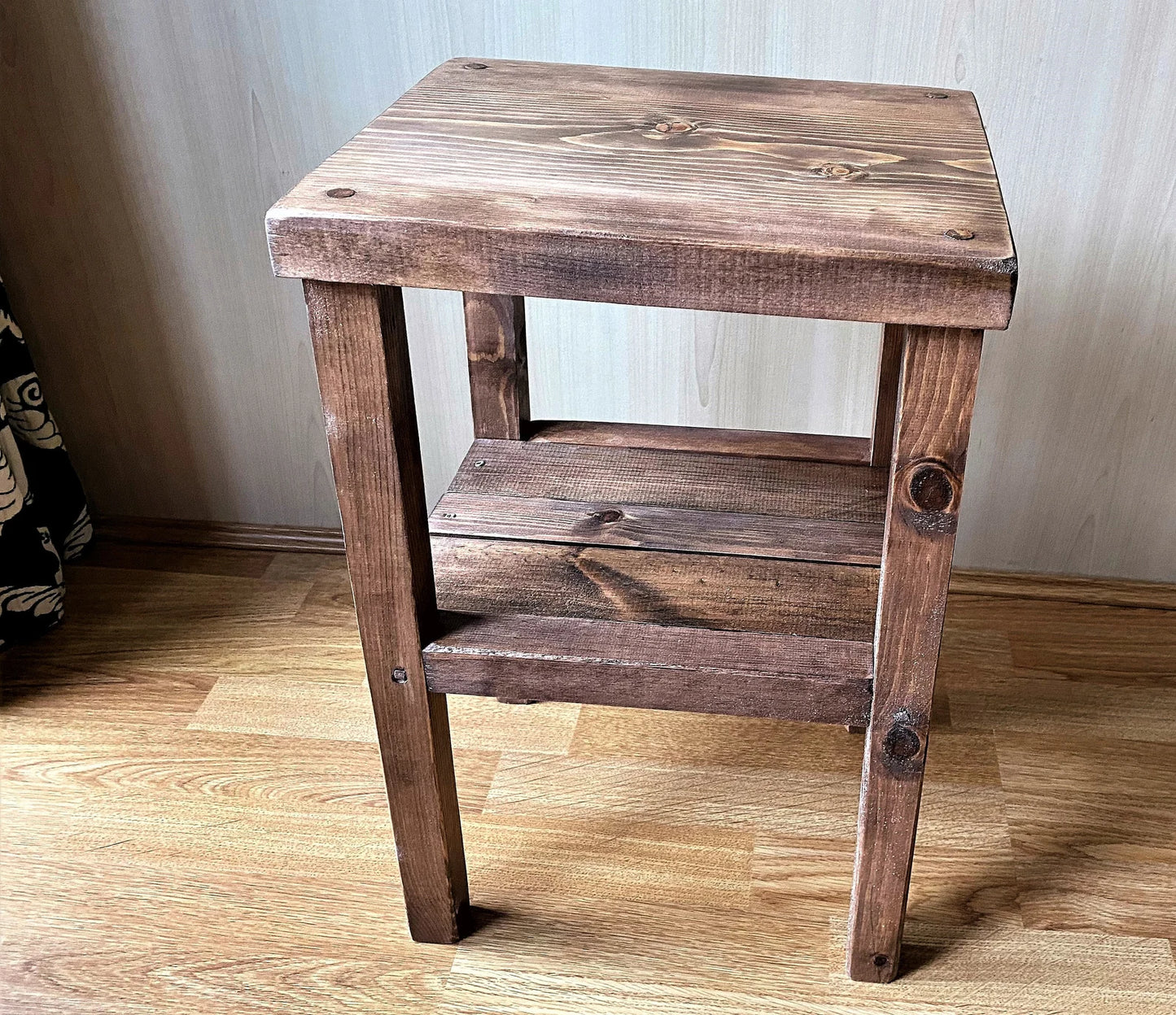 CAUNTON Handmade Compact Rustic Bedside Table