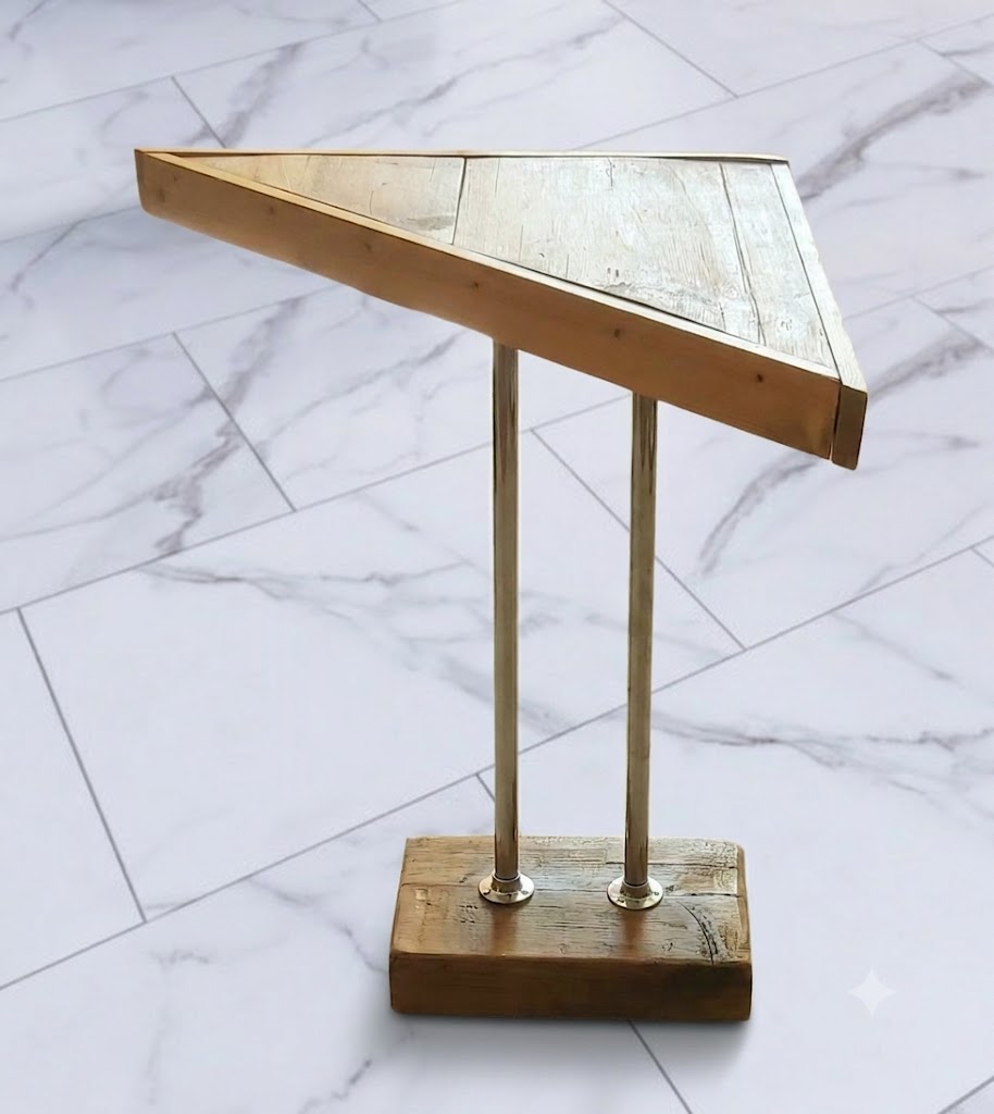 WOODLANDS Triangular Side Table